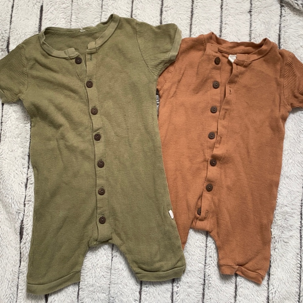 Nui Organic unisex onesie rompers